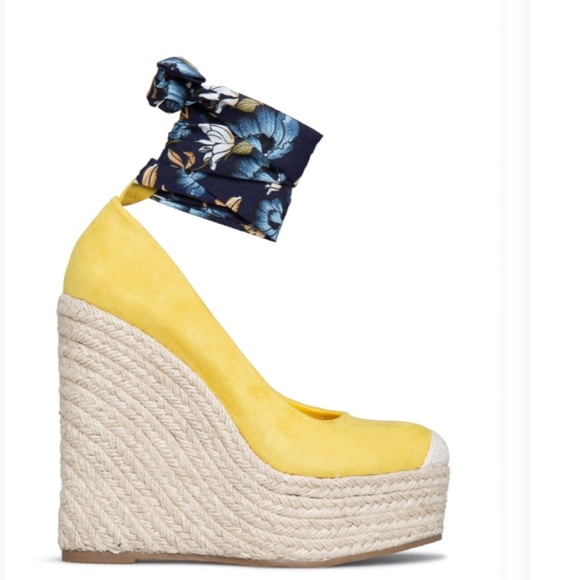 Espadrille wedges with ankle tie - Picture 3 of 4